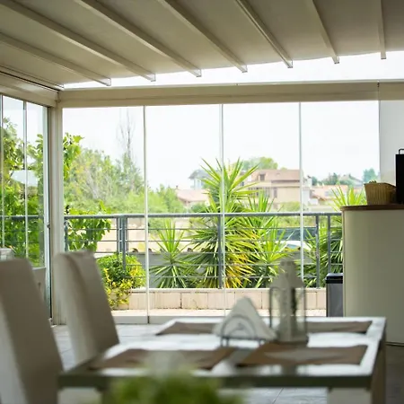 Isa Airport Apartmanhotel Fiumicino